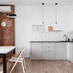 Rentplanet - Apartament Cybulskiego